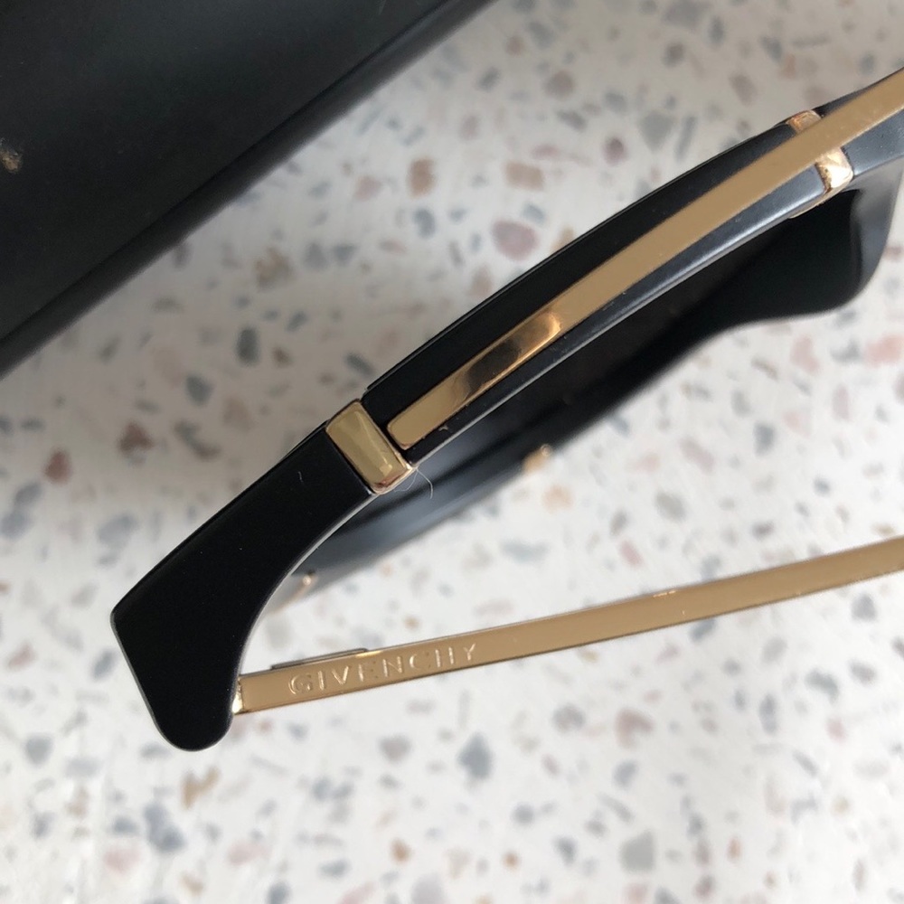 GIVENCHY unisex sunglasses - Picture 8 of 10